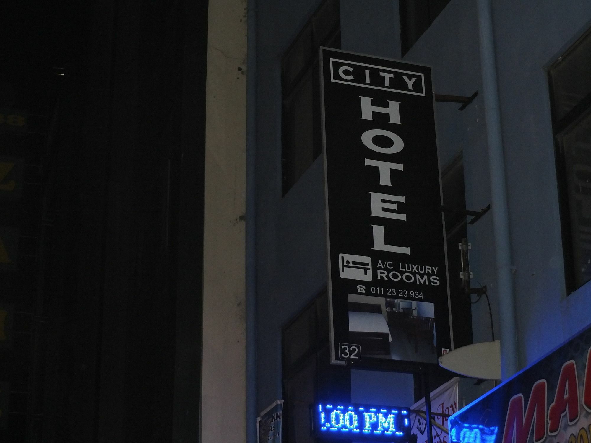 City Hotel Colombo Ngoại thất bức ảnh